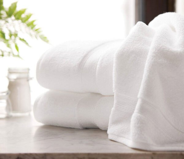 Lynova Towels Collection